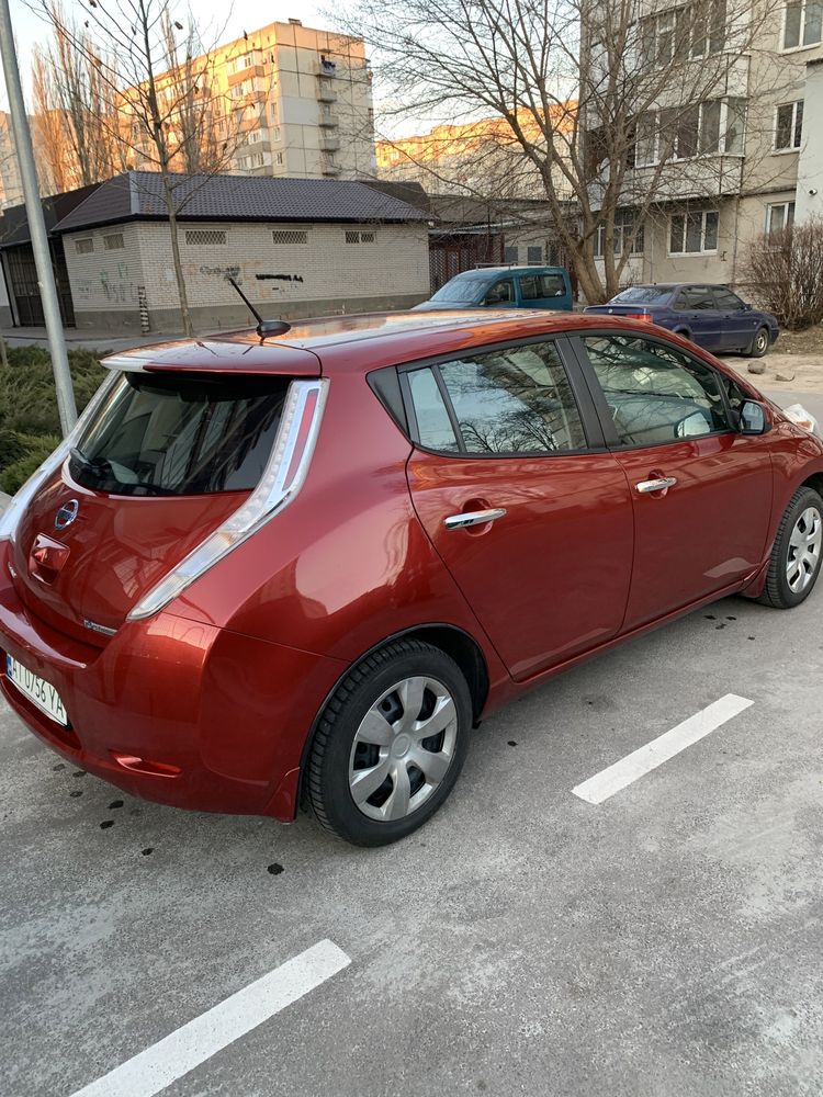 Нисан лиф  Nissan Leaf