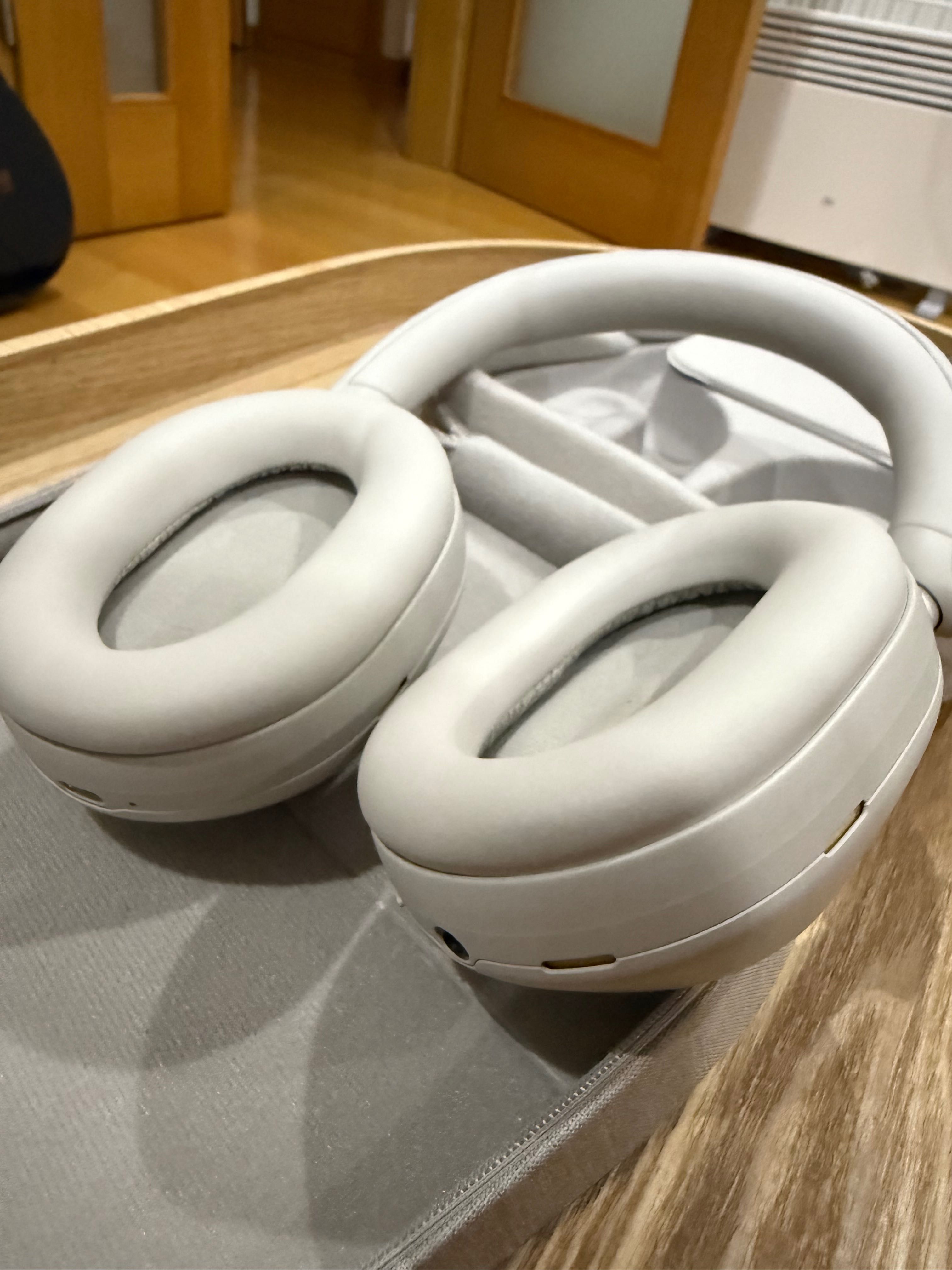 Auscultadores Bluetooth SONY WH 1000XM5