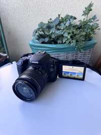 Canon EOS 200D + obiektyw KIT