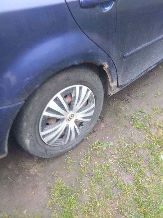 Продам Мазду 6 за стуканим двигоном