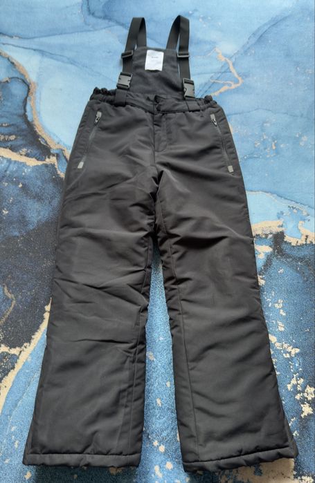 Spodnie zimowe na szelkach r. 128