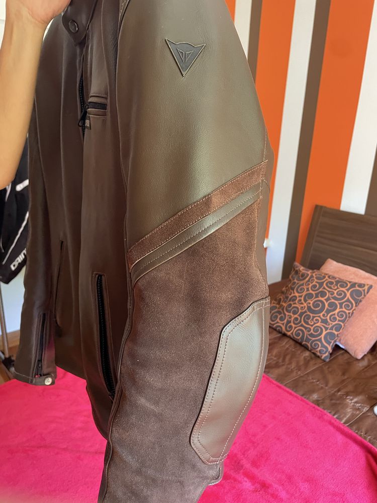 Casaco para mota de couro Dainese - tamanho 52