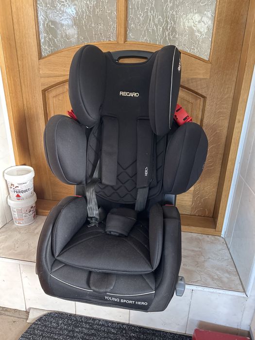 Автокрісло 9-36 кг recaro