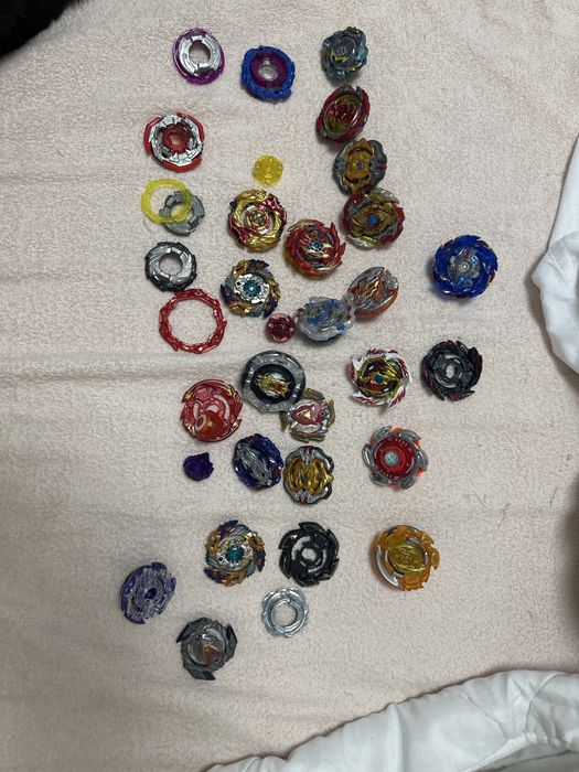 Бейблейды  ТТ/хазбро/флейм цена тоговороная писать в лс олх