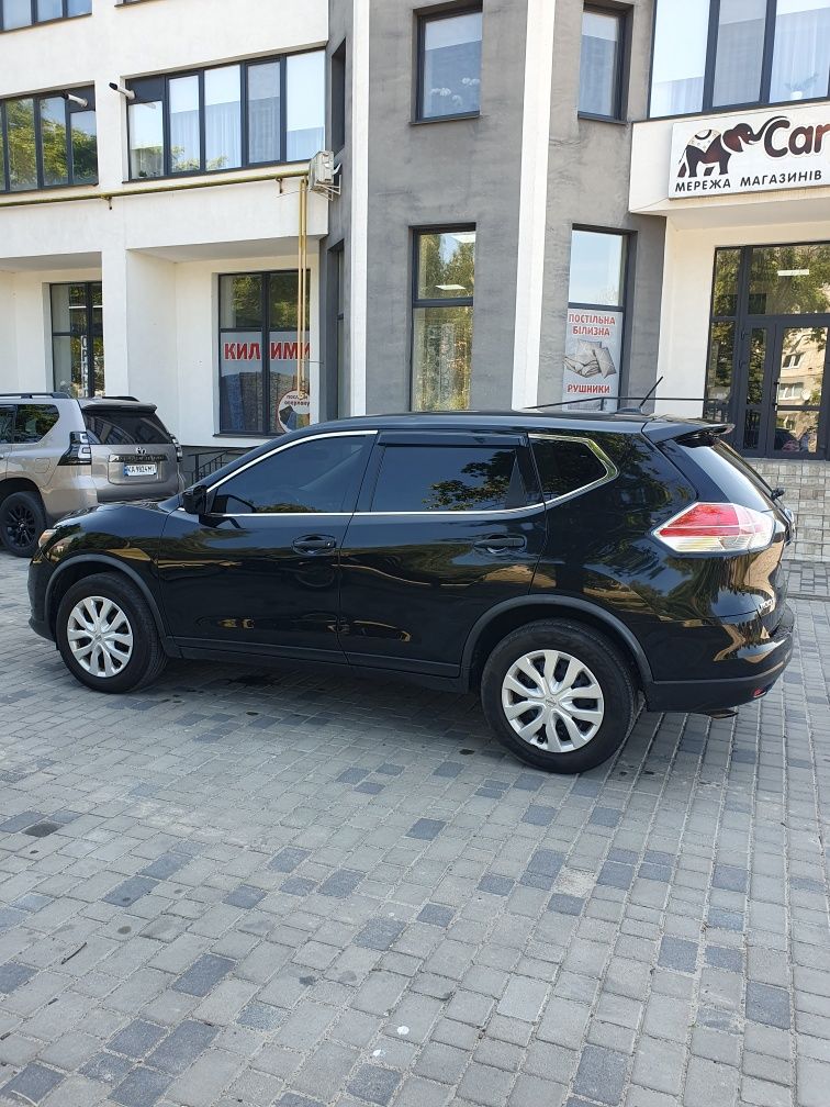Nissan Rogue 2016p 2.5