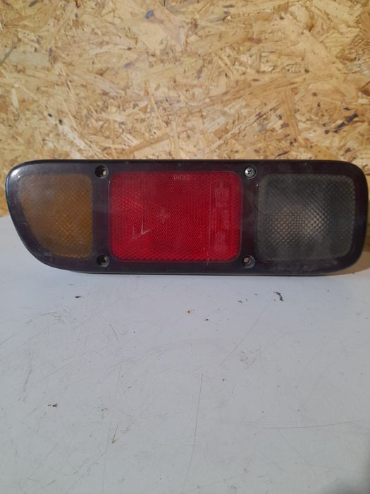 Lampy Nissan terrano i przyczepka z hamulcem najazdowym