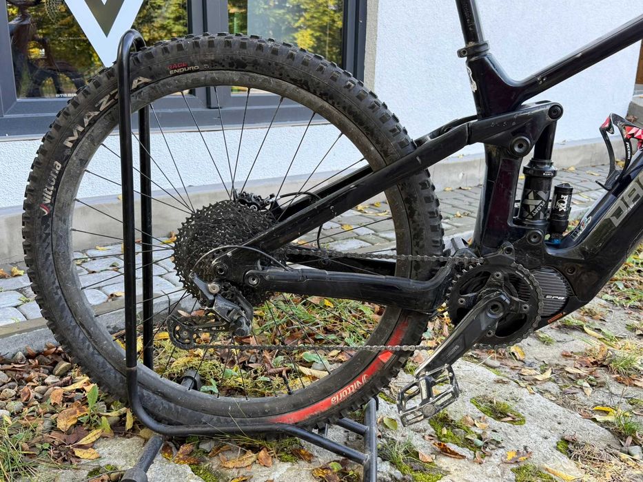 rower Dartmoor E-Thunderbird CF 2024 M