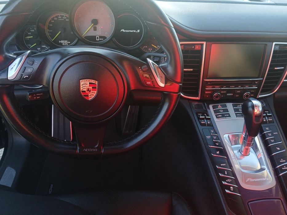 Porsche P. S E-Hybrid 416cv