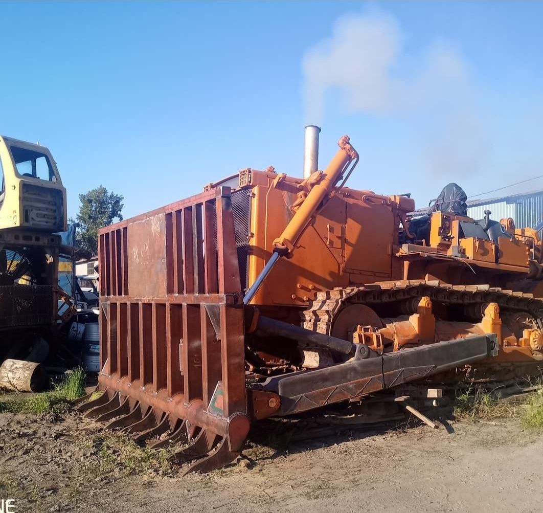 Аренда (послуги) екскаватор, бульдозер komatsu d355,тралл низькорамний