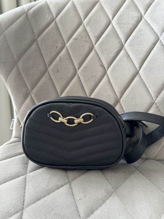 Жіноча сумка бананка або на пояс