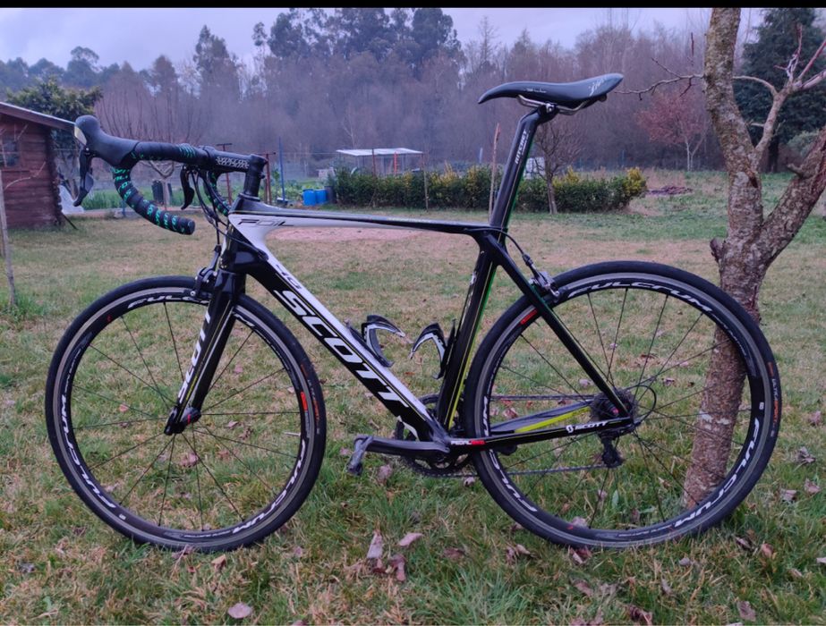 Bicicleta Scott Foil 40