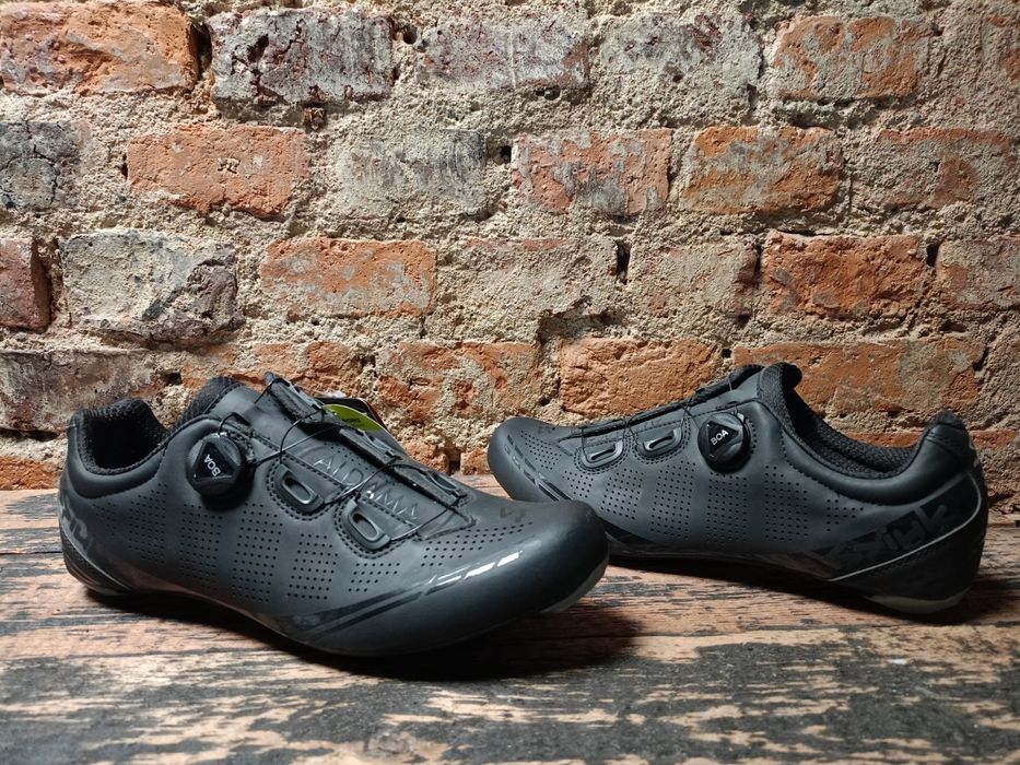 Buty rowerowe szosowe Spiuk model Aldama 40 nowe