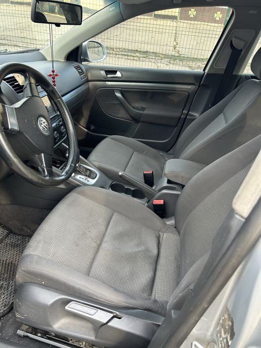 Джетта 1.6 Газ/Бензин Автомат