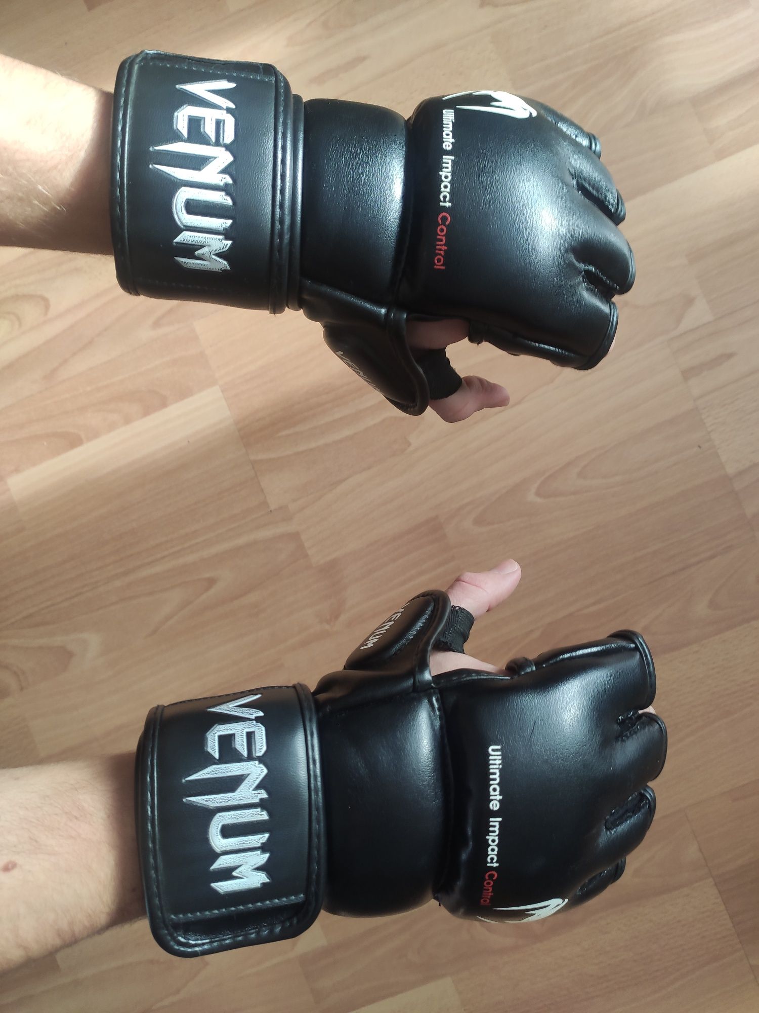 Rękawice MMA Venum Ultimate Impact