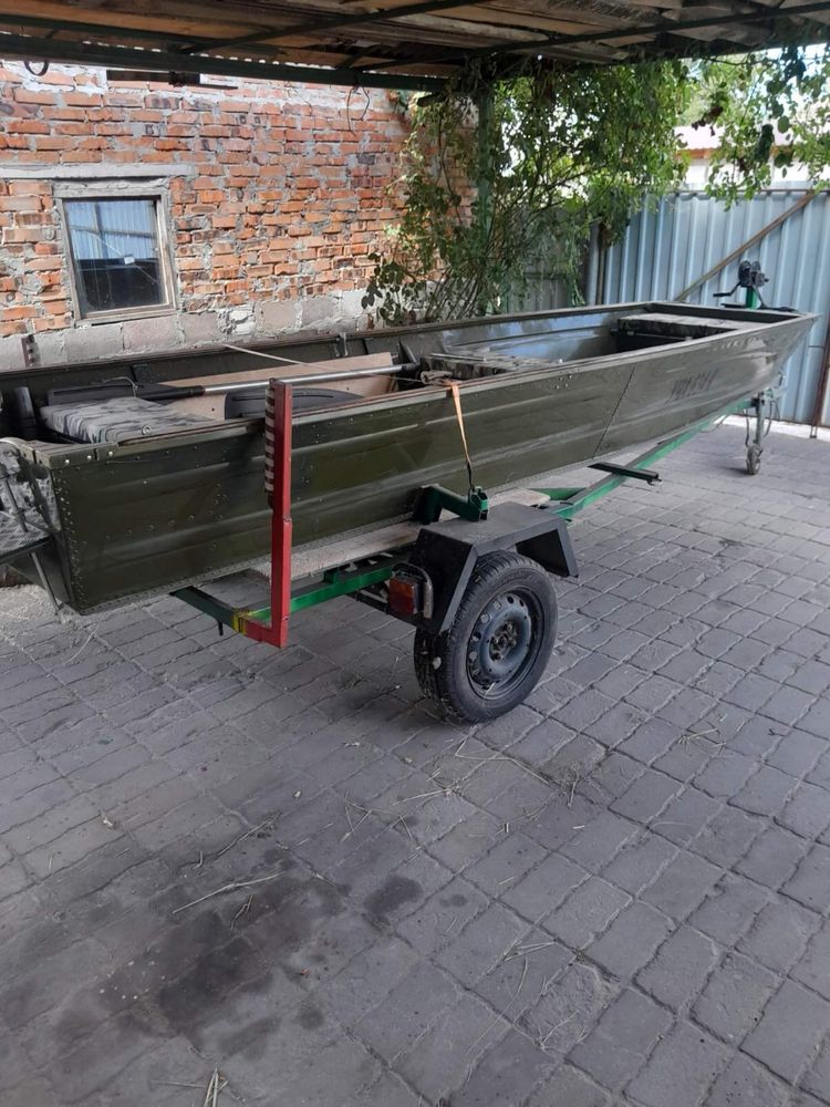 Лодка Казанка 6