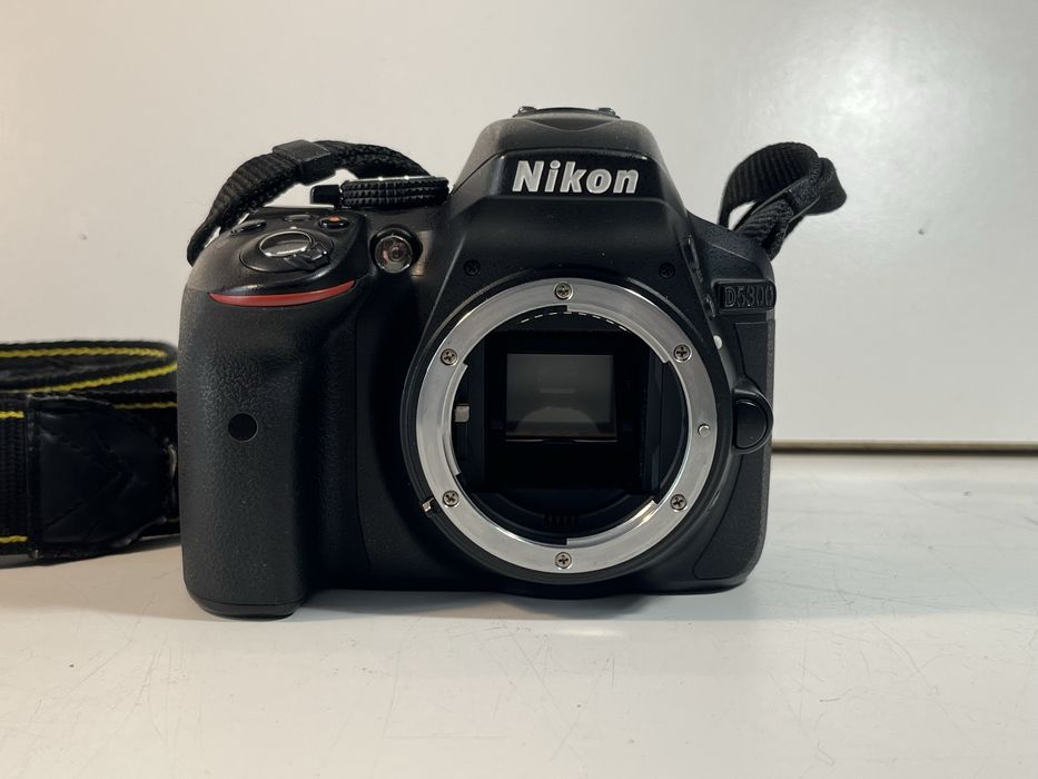 Nikon D5300 + Nikkor 18-105 Hoya UV
