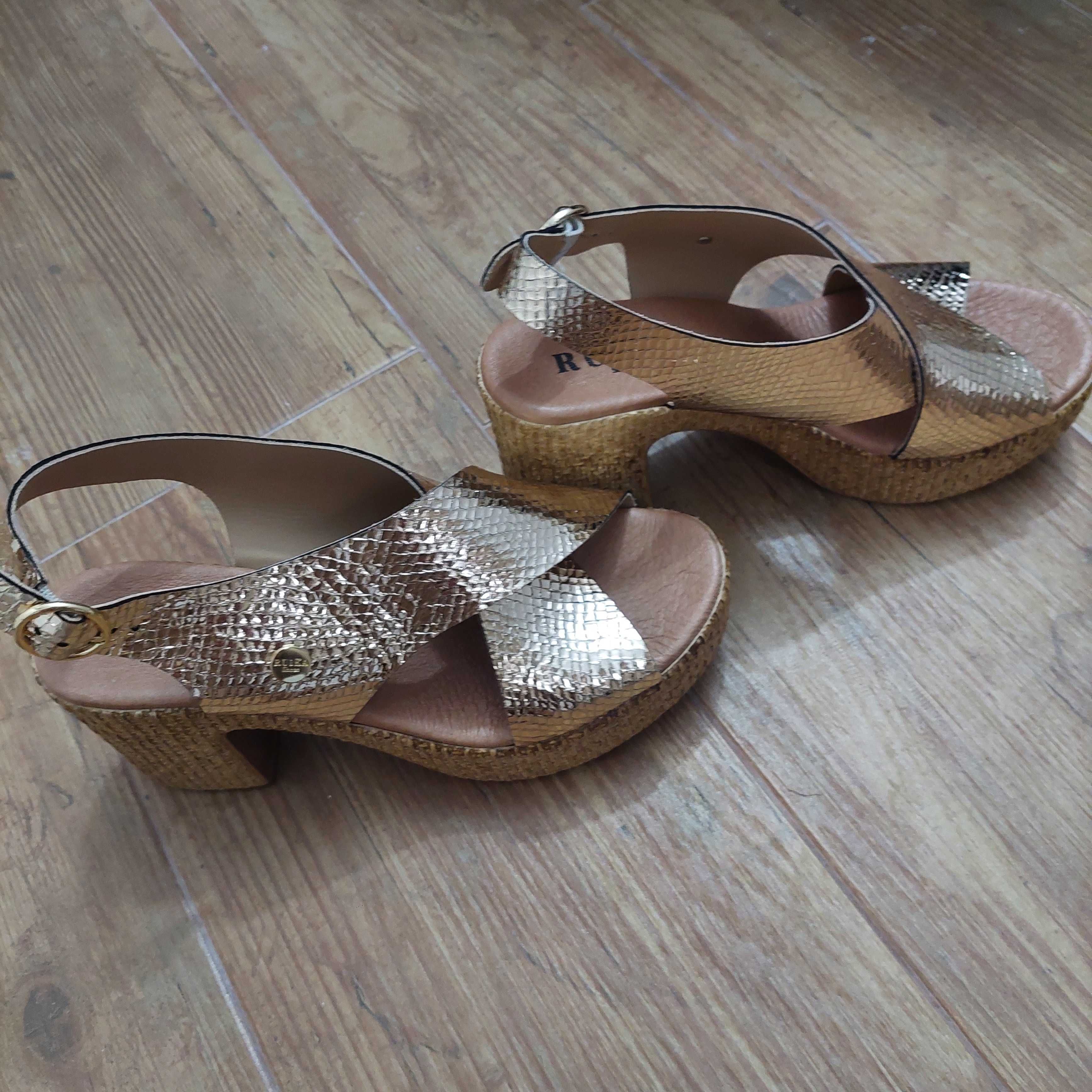 Sandalias RUIKA dourado