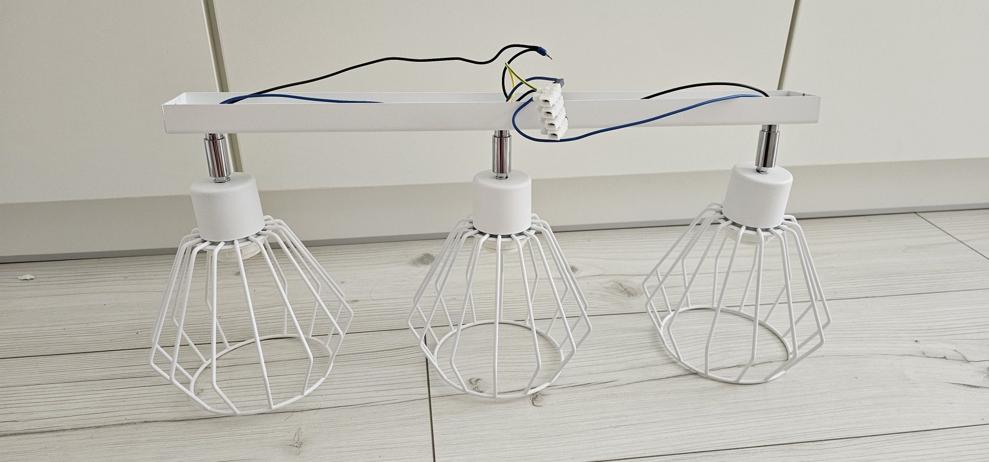 Biała NOWA lampa loft (diament, brylant) - 3 reflektory