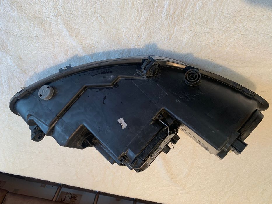 Фара ліва Seat Altea xl 2011 року