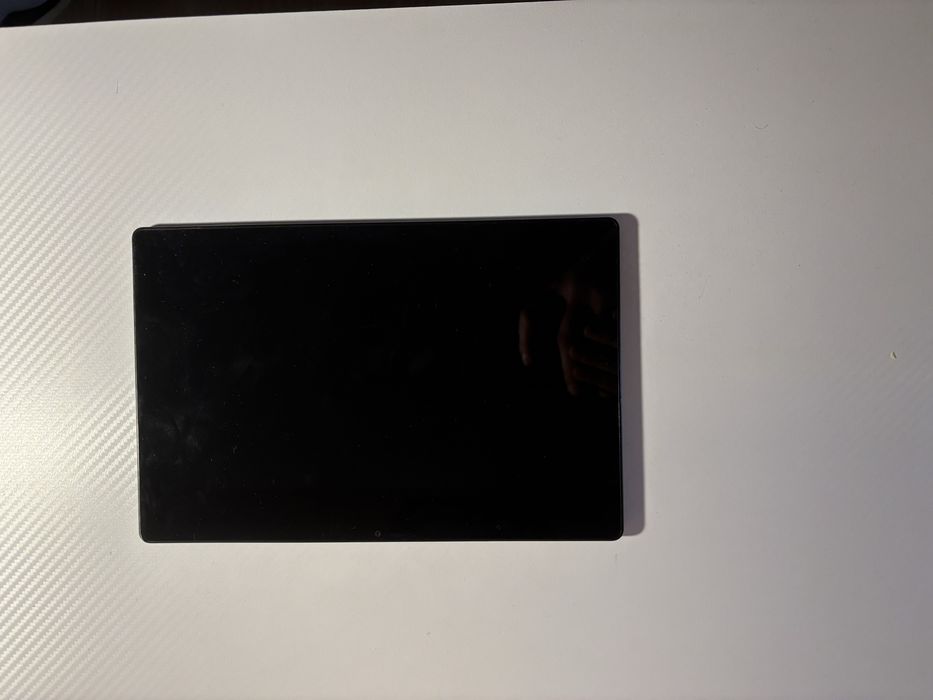 Tablet samaung galaxy A8 w idelanym stanie