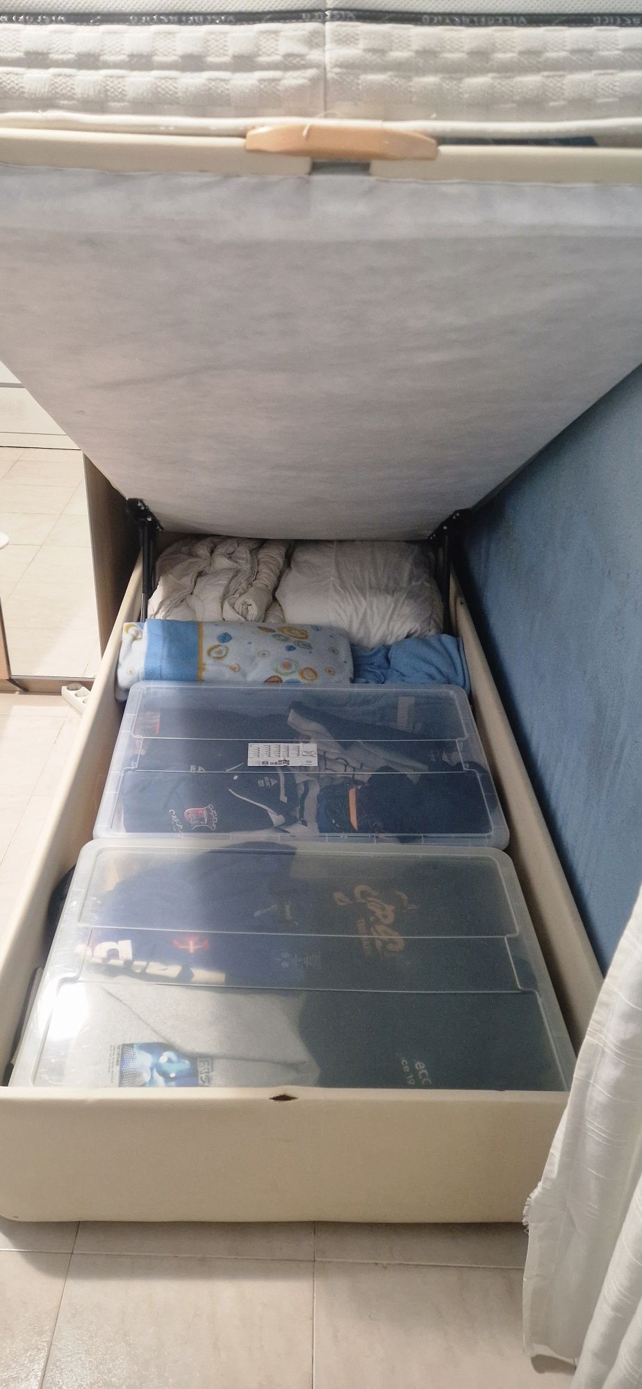 Cama de solteiro