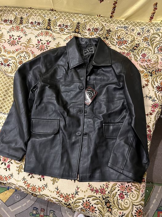 Продам кожаный педжак