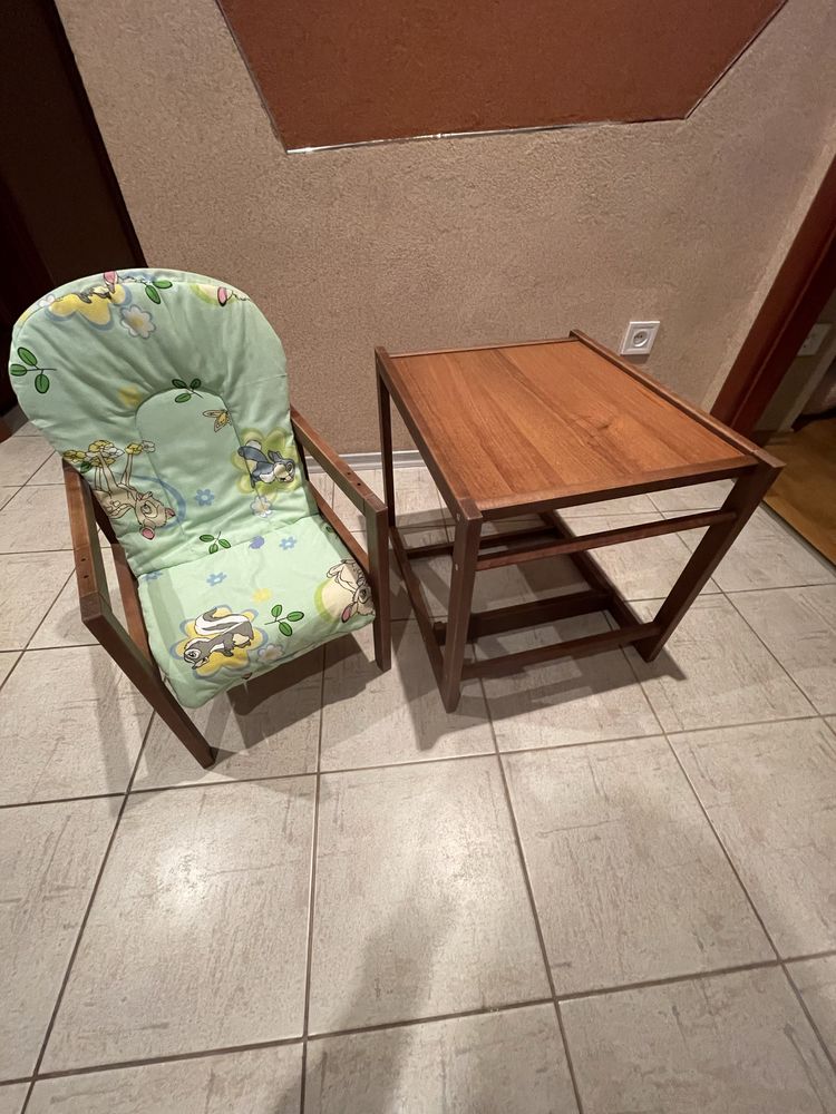 Диячий комплект столик з кріселком