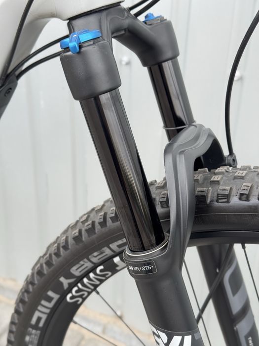 Карбоновий велосипед 2022 Canyon Neuron 2022 CF 8.0 двопідвіс Fox L