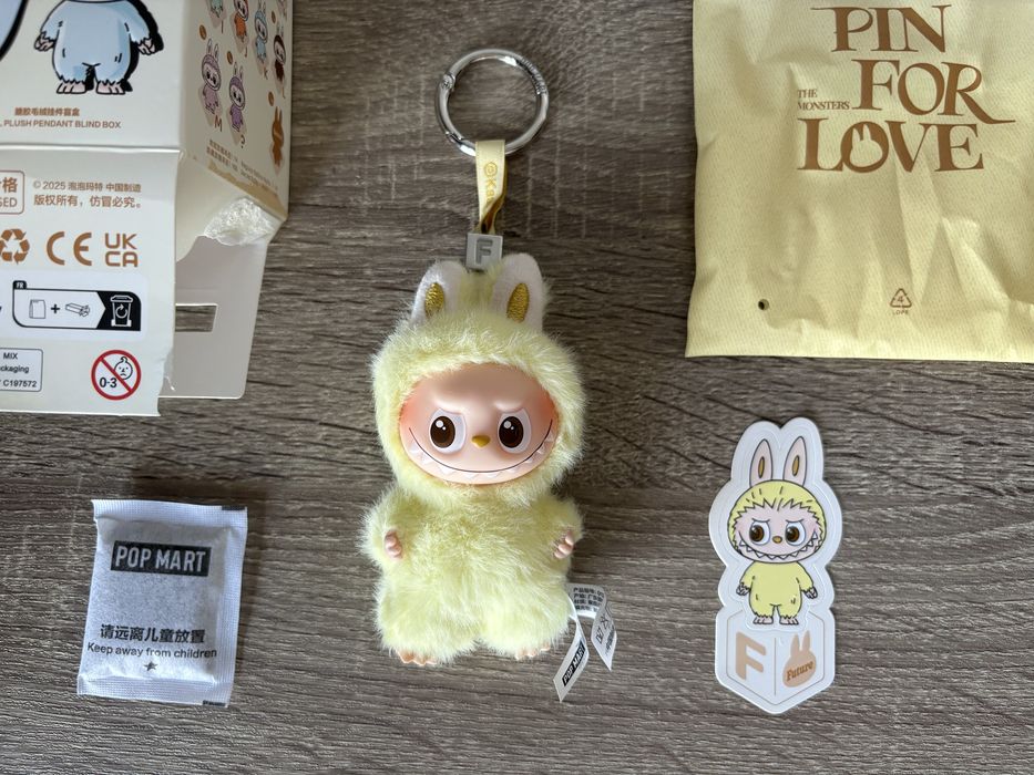 Black Friday‼️Оригінал Labubu - Pin for love брелок лабубу Pop Mart