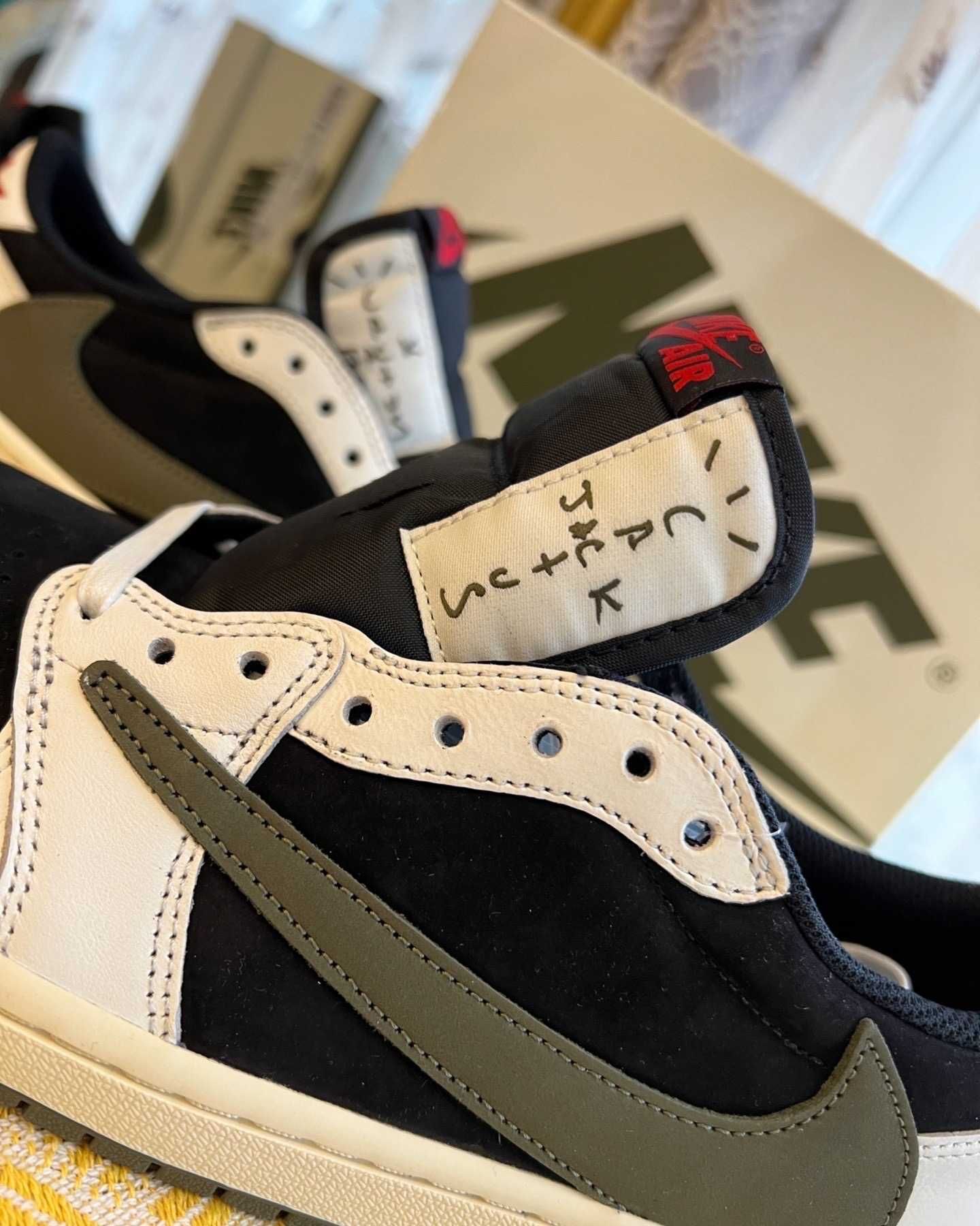 Jordan 1 Retro Low OG SP Travis Scott Olive r.41