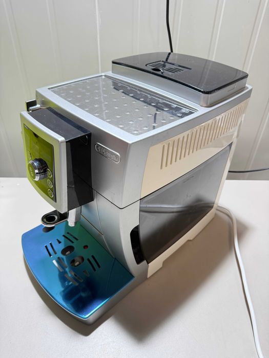 Ekspres Delonghi ECAM 23.420.SW po całkowitym przeglądzie + gwarancja