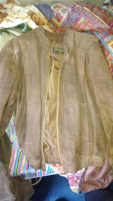 Casaco em couro novo