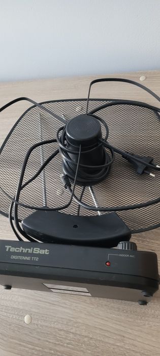 Antena tv ze wzmacniaczem regulowana moc