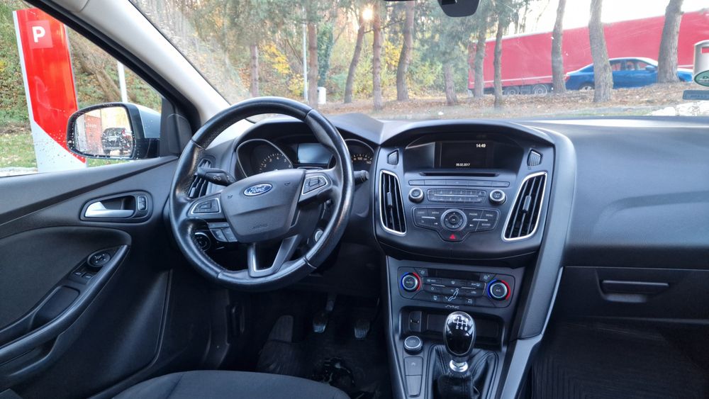Ford focus  mk3 2017r 1.5 benzyna  pełen serwis salon polska