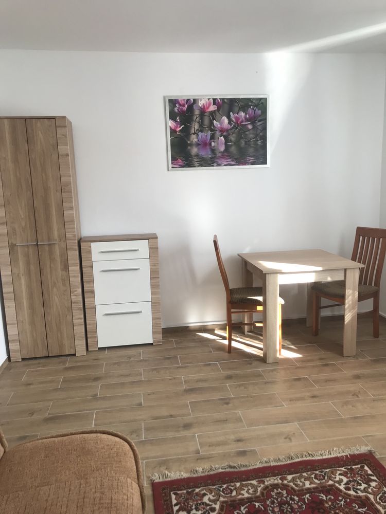 Kawalerka  2000pln bez dodatkowych kosztow