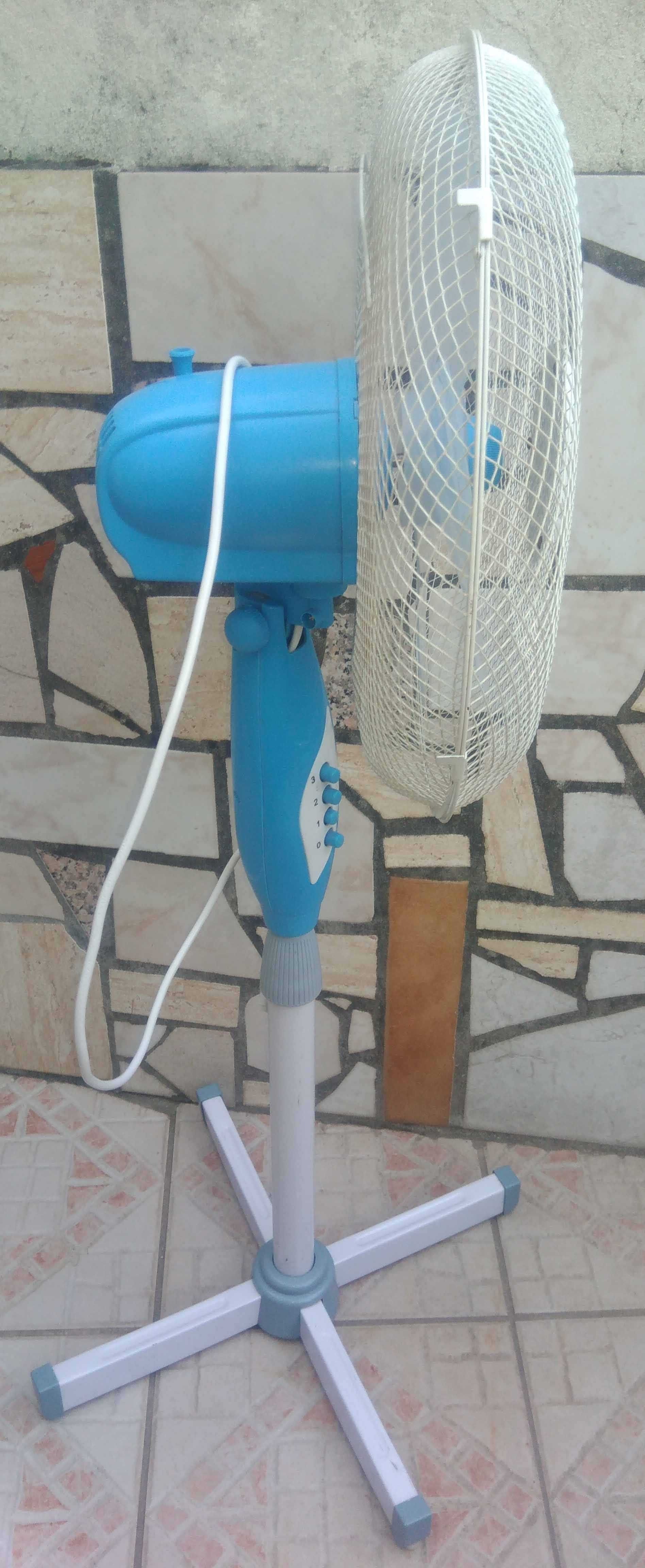 Ventoinha de Pé.