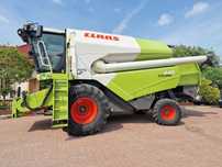 Claas Tucano 440, 5.4m, 4X4, 2010r.  , kombajn zbożowy