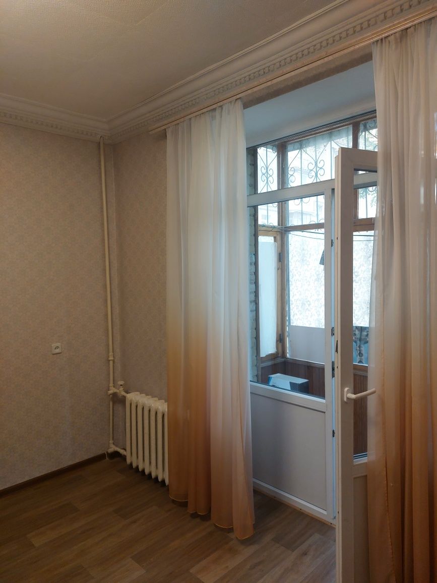 Продаж 2 кімнатної квартири у центрі міста