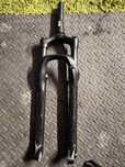 Widelec amortyzowany 28 rockshox blodaka manetka