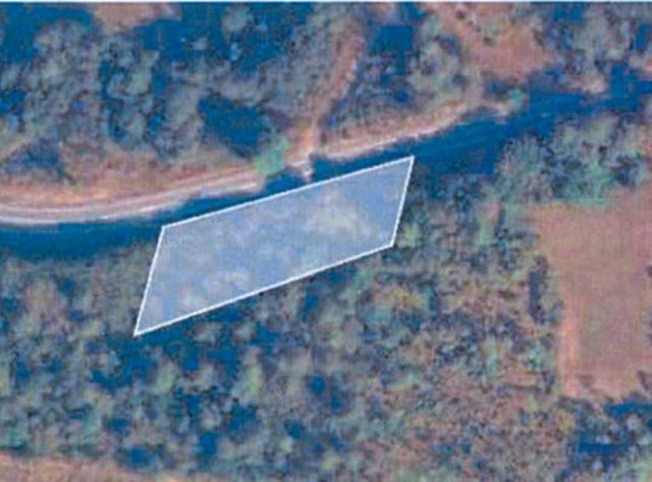 Terreno com bons acessos