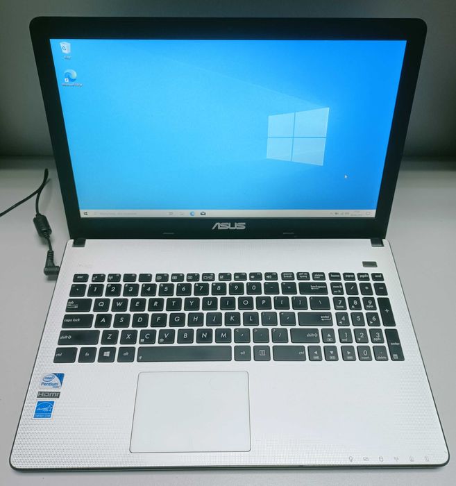 Laptop ASUS X501A 2020M SSD WIN10