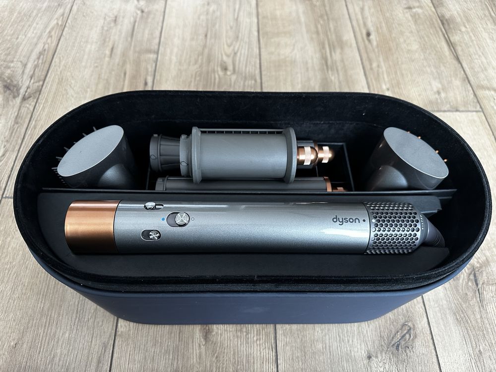 Dyson airwrap long multistyler