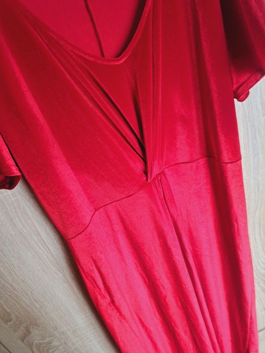Elegancka czerwona sukienka maxi welurowa Karko 38 40 42