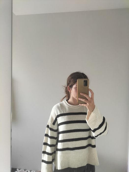 Malha às riscas da Pull and Bear