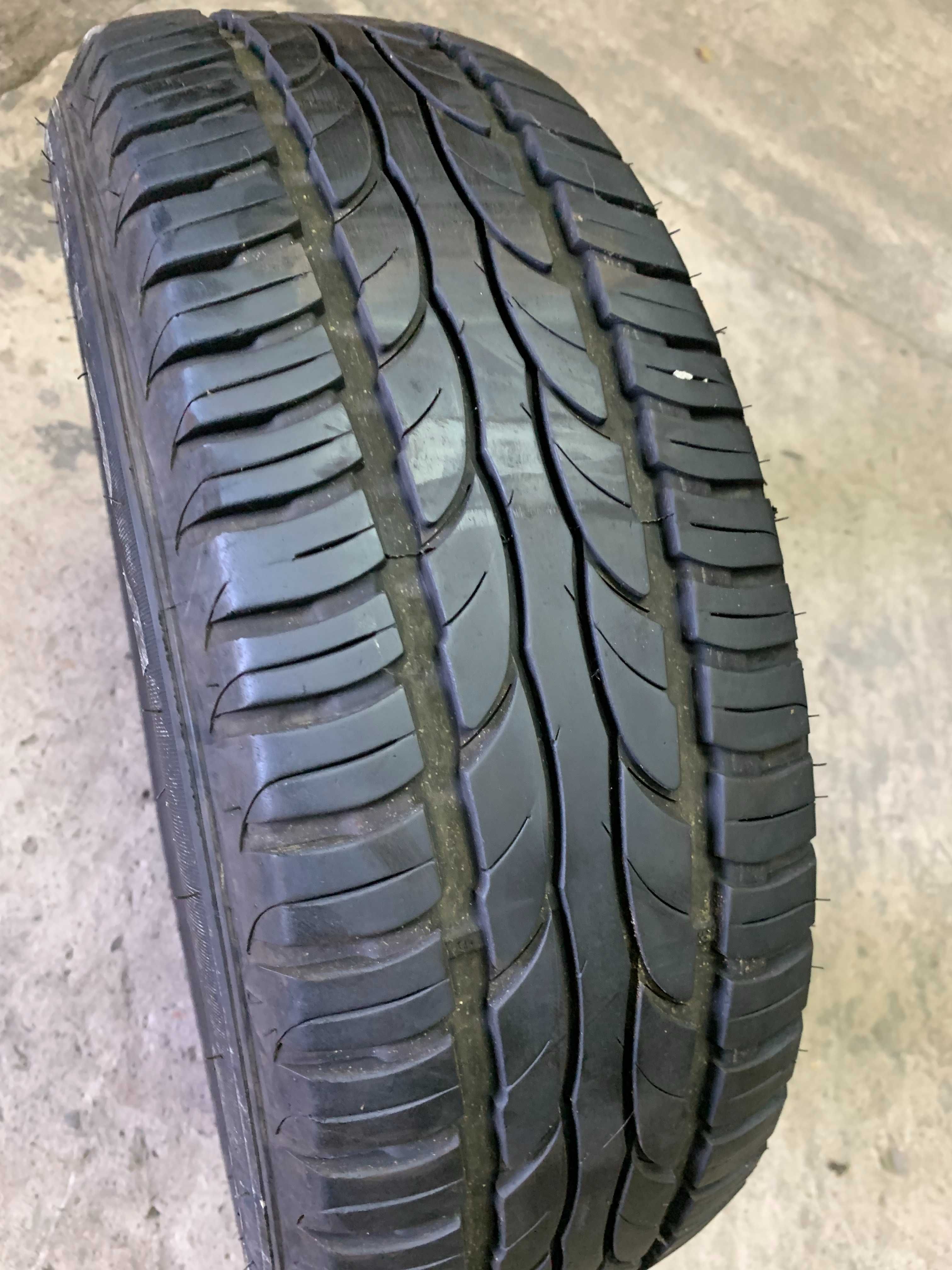 Opony 195/60R15 Dębica Presto HP