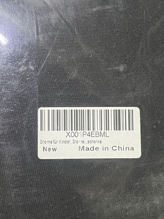 An XO01P4EBML Drone64738965960066122