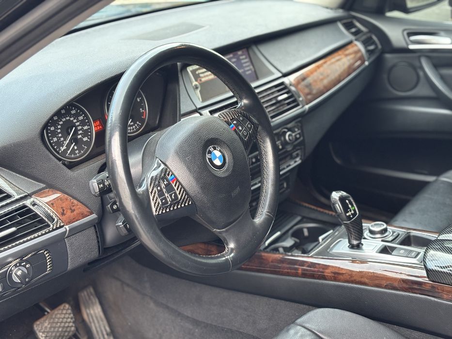 BMW X5 e70 3.0  2013