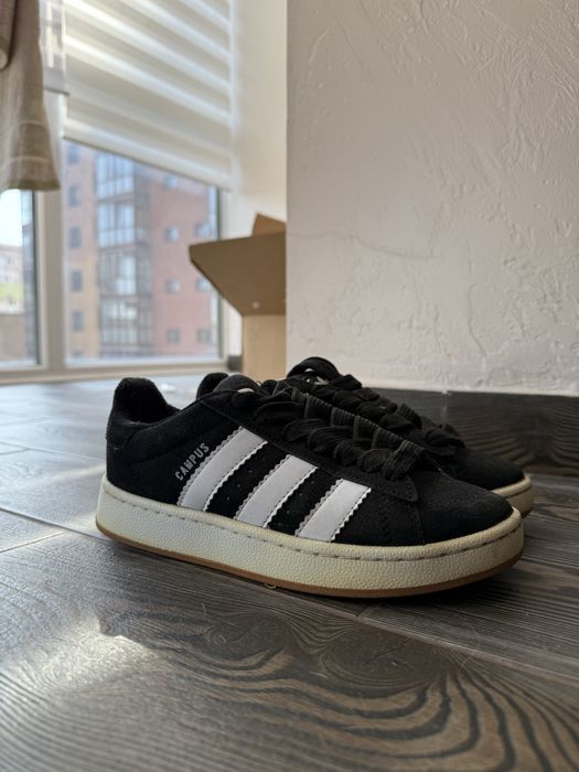 Кросівки adidas campus
