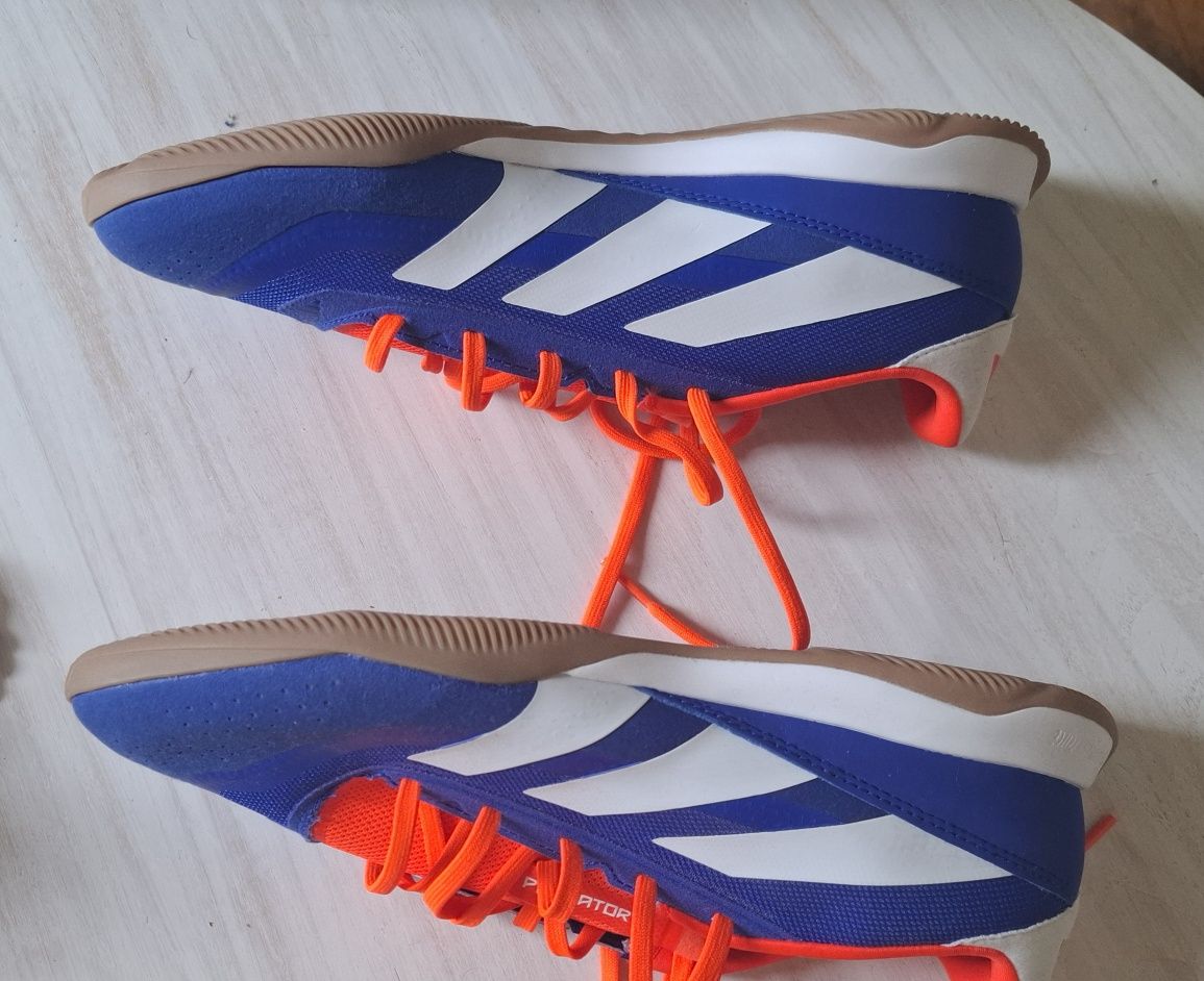 Sapailhas Adidas Predator
Novas (nunca usad