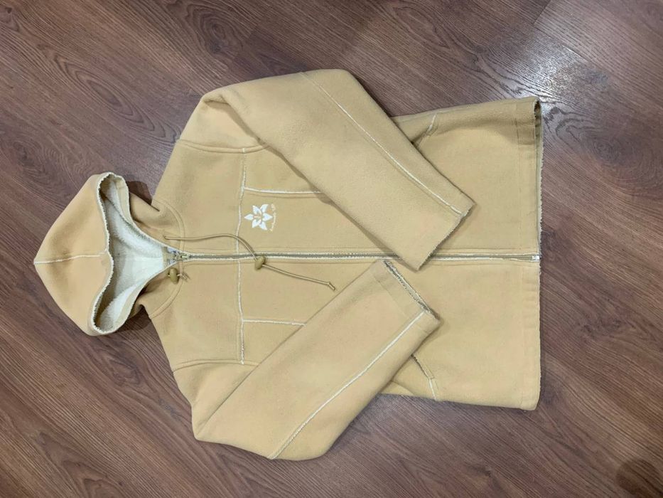 Жіноча тепла  кофта